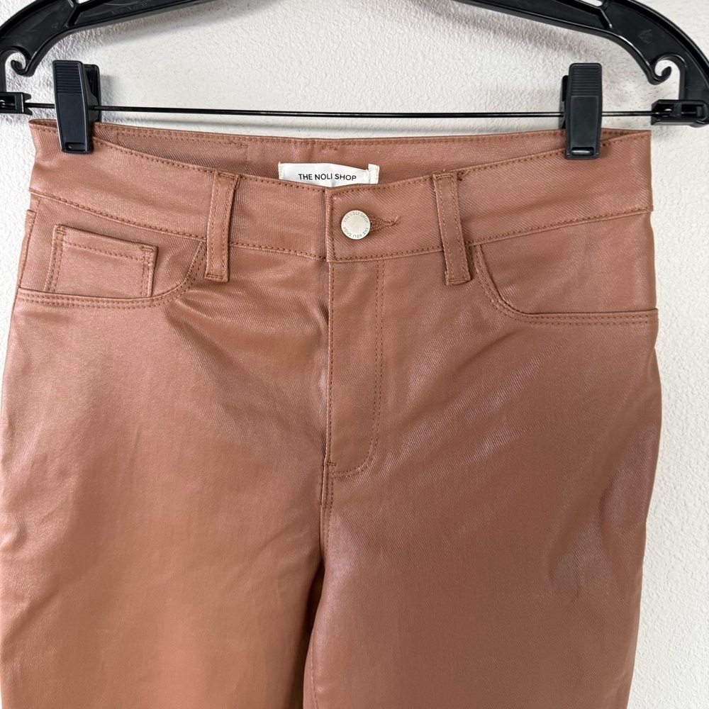 New The Noli Shop Aria Coated Bootcut Flare Jean Mocha Mousse NWT Women’s 27 - Picture 6 of 14